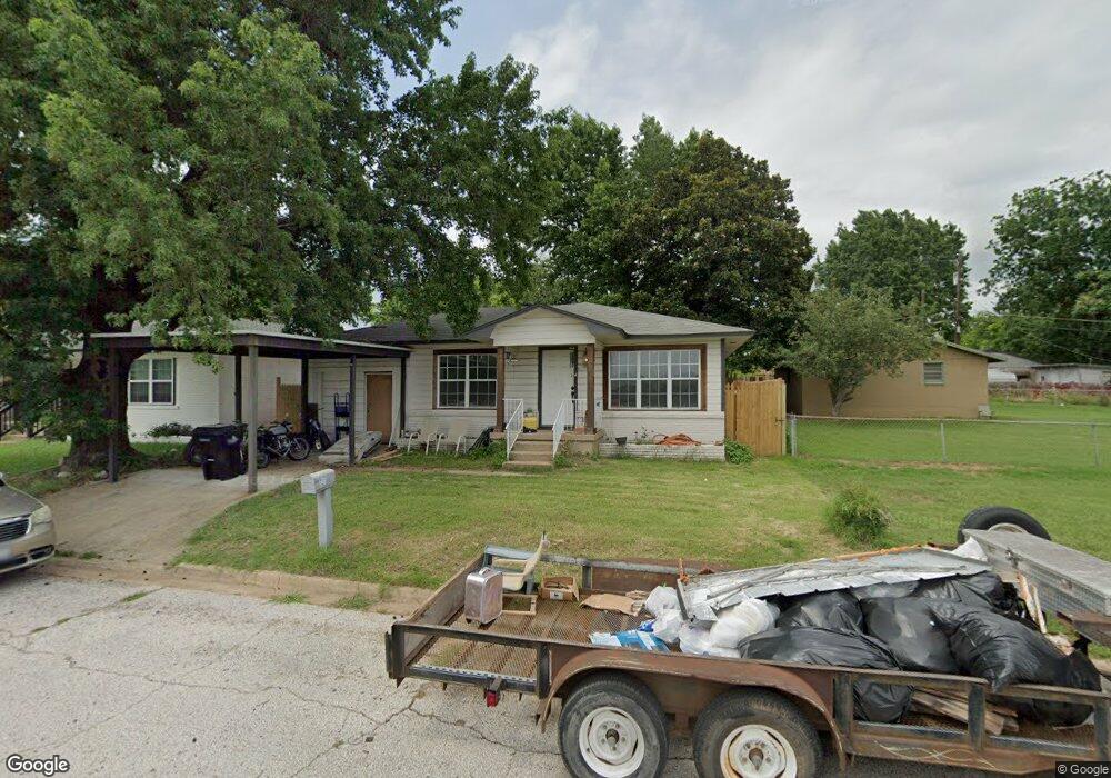 721 W Brock St, Denison, TX 75020 - photo 1