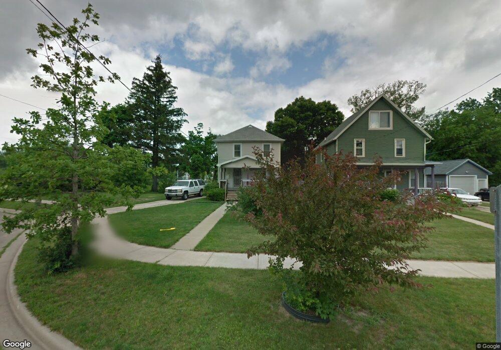 1018 W Lenawee St, Lansing, MI 48915 - photo 1