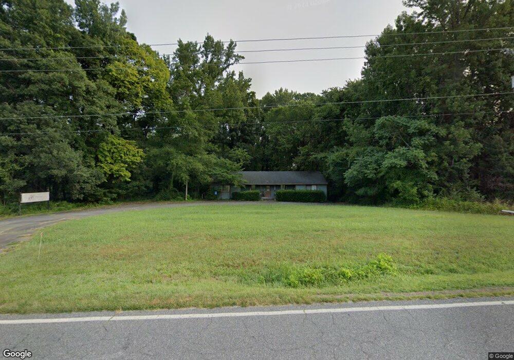 348 River Rd W, Manakin Sabot, VA 23103 - photo 1