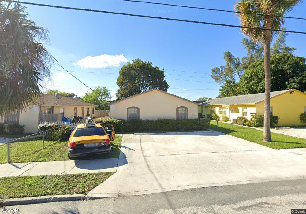 3801 Windsor Ave, West Palm Beach, FL 33407 - photo 1