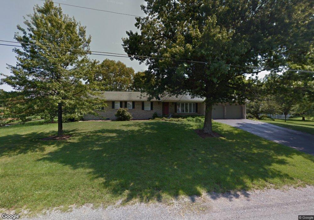 798 E Side Dr, Greencastle, PA 17225 - photo 1