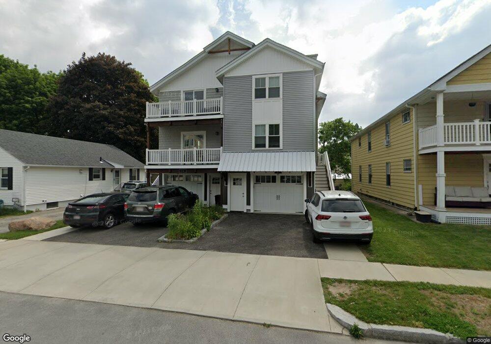 24 Carver St unit 2, Worcester, MA 01604 - photo 1