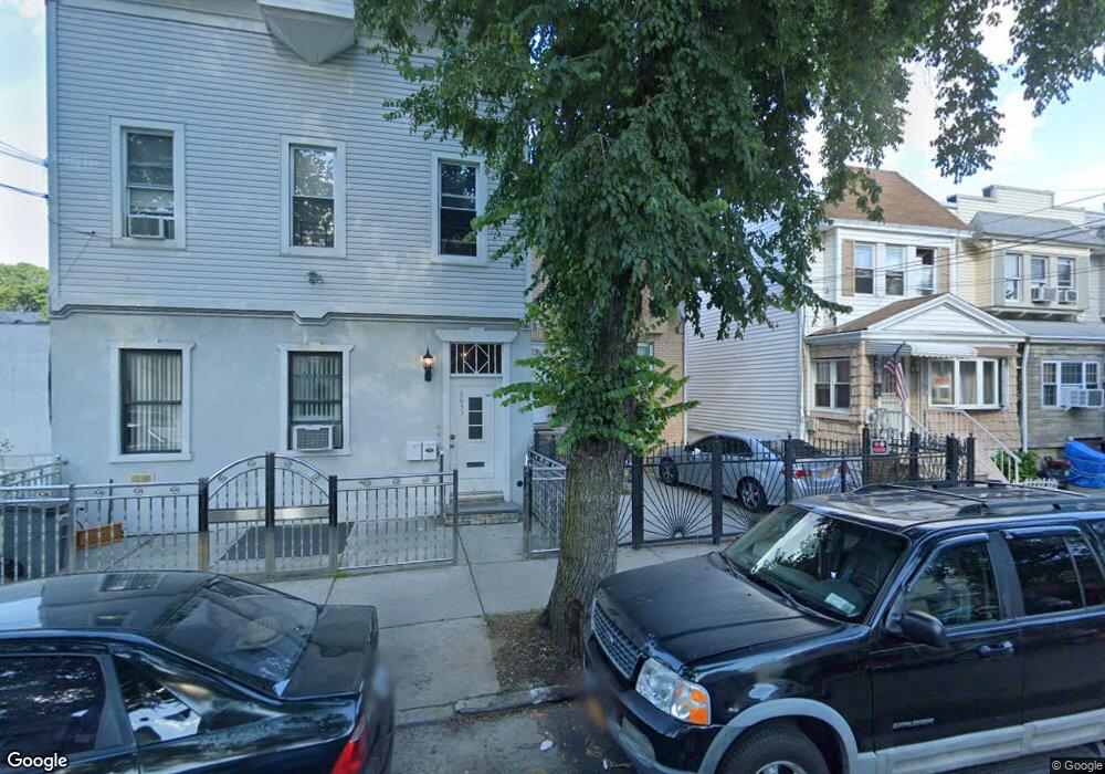 8835 78th St, Woodhaven, NY 11421 - photo 1