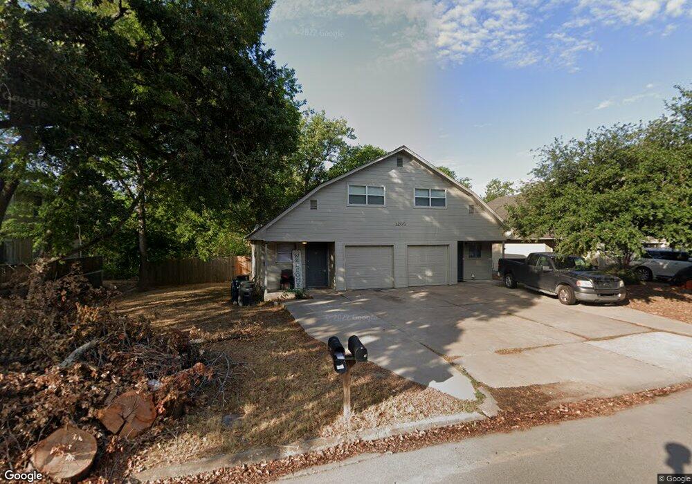 1208 Holik Dr unit B, College Station, TX 77840 - photo 1