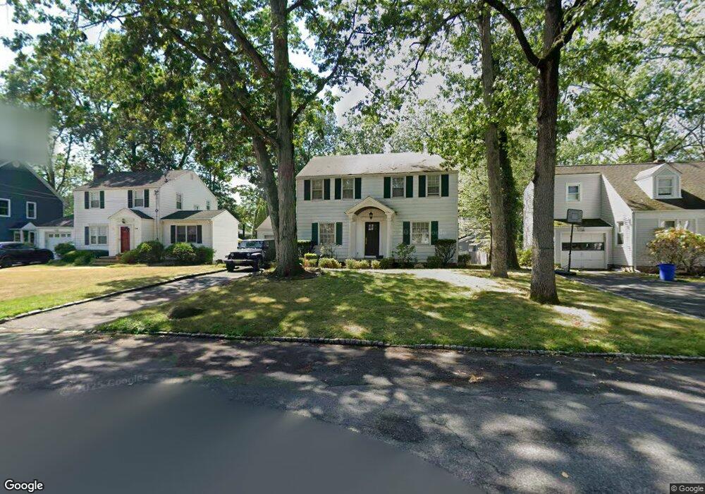 37 Lexington Dr, Livingston, NJ 07039 - photo 1