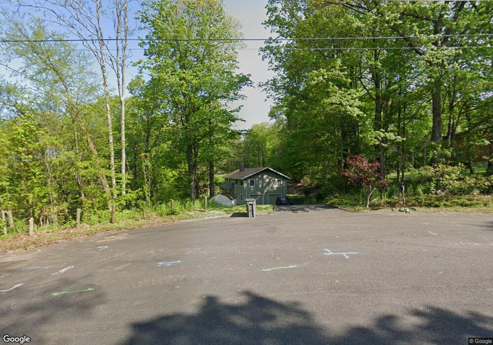 53 Beach Hill Rd, Trumbull, CT 06611 - photo 1