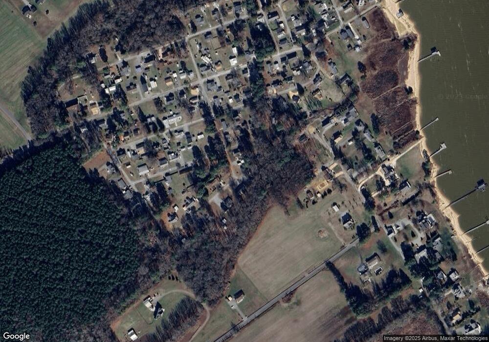 206 Tideview Rd, Dunnsville, VA 22454 - photo 1