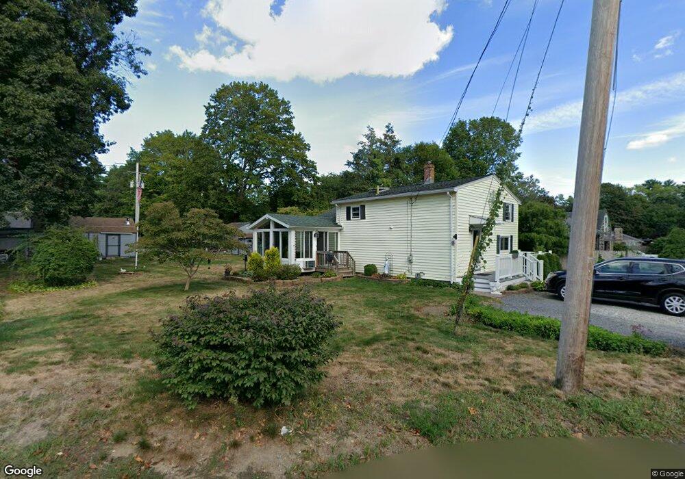 2 Acorn St, Middleboro, MA 02346 - photo 1