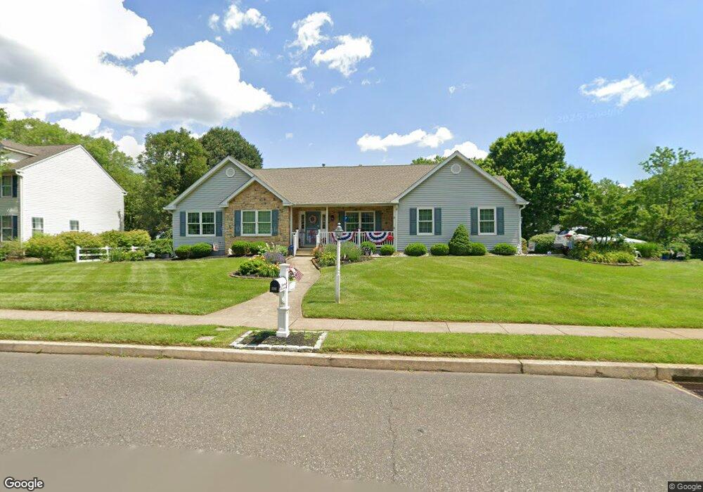 310 Hedgerow Ln, Doylestown, PA 18901 - photo 1