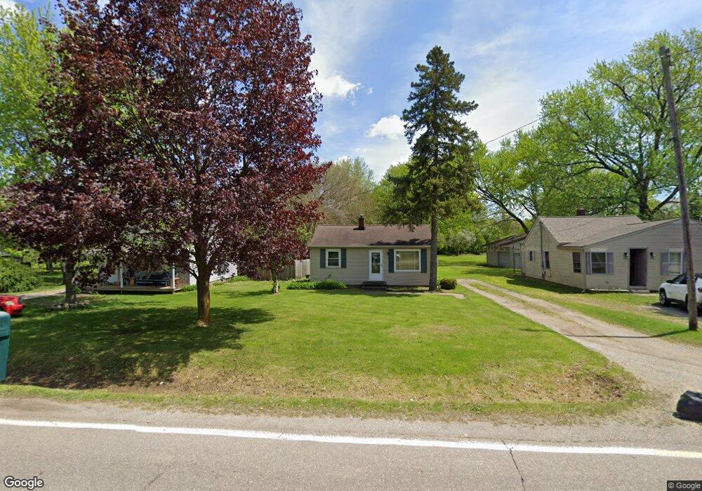 2401 Utley Rd, Flint, MI 48532 - photo 1