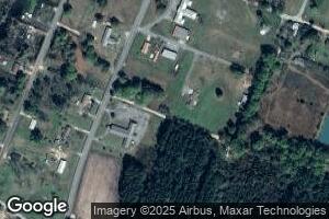 36 Hayes St, Surrency, GA 31563