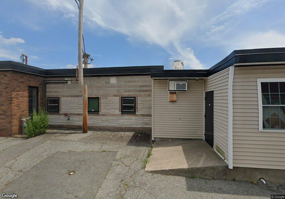 47 Mendon Ave, Pawtucket, RI 02861 - photo 1