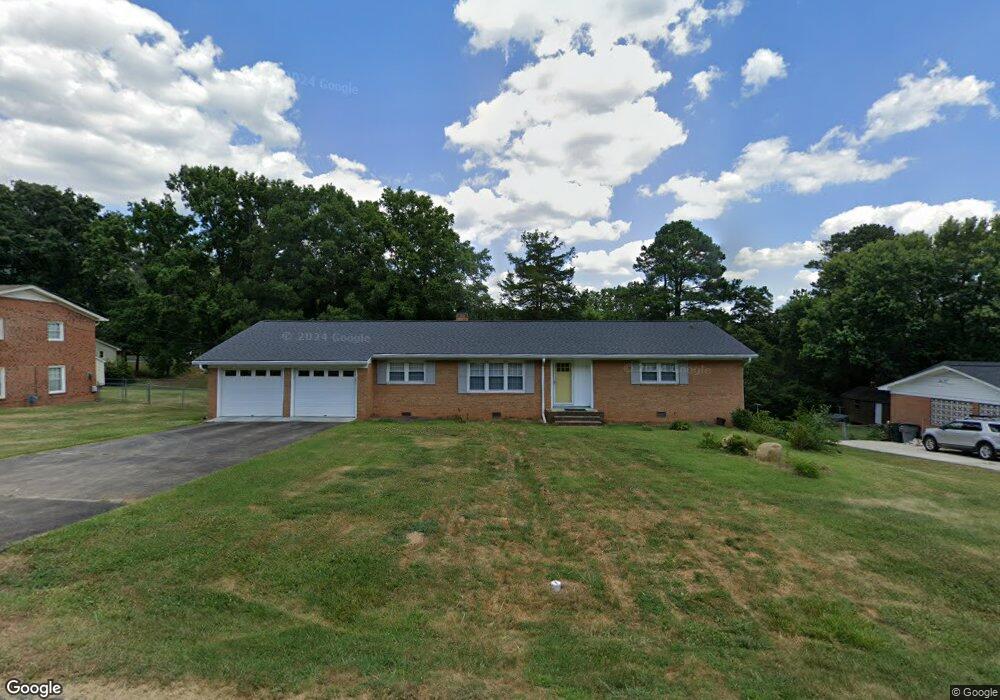 1655 Plantation Cir, Asheboro, NC 27205 - photo 1