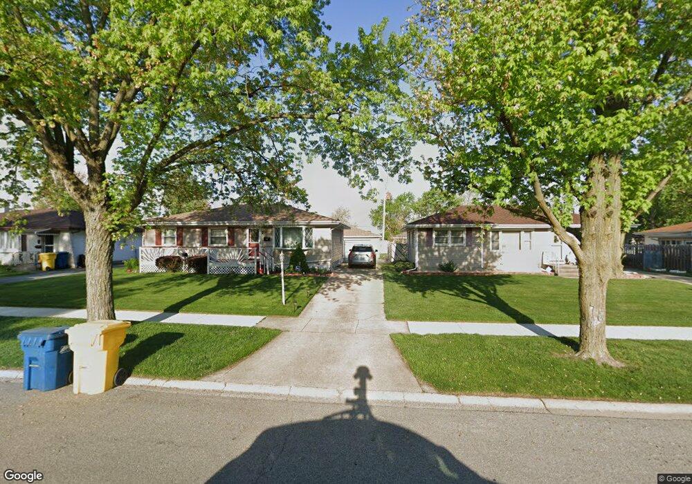 1250 N Rensselaer Ct, Griffith, IN 46319 - photo 1