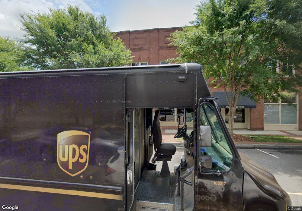 211 W Broad St, Statesville, NC 28677 - photo 1