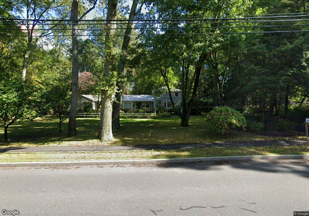 284 Vine Rd, Stamford, CT 06905 - photo 1