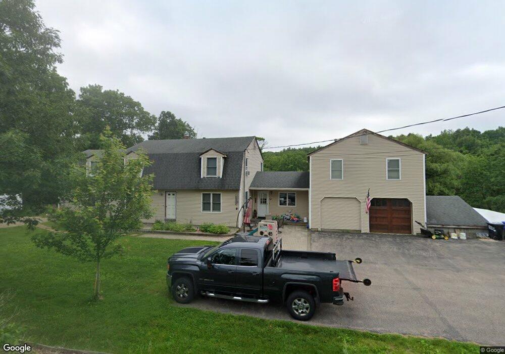 44 Clement Rd, Hudson, NH 03051 - photo 1