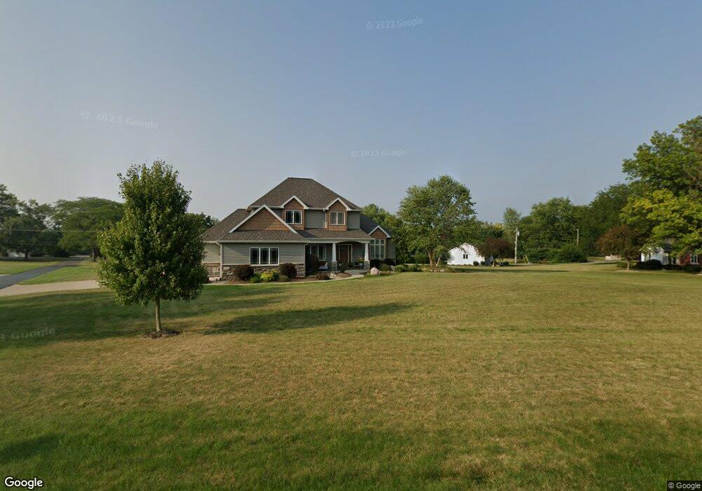 905 Riverview Dr, Bluffton, IN 46714 - photo 1