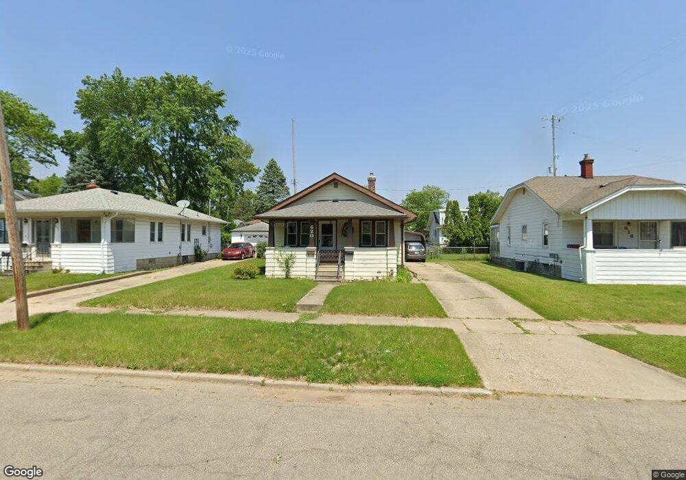 620 Dickinson St, Flint, MI 48504 - photo 1