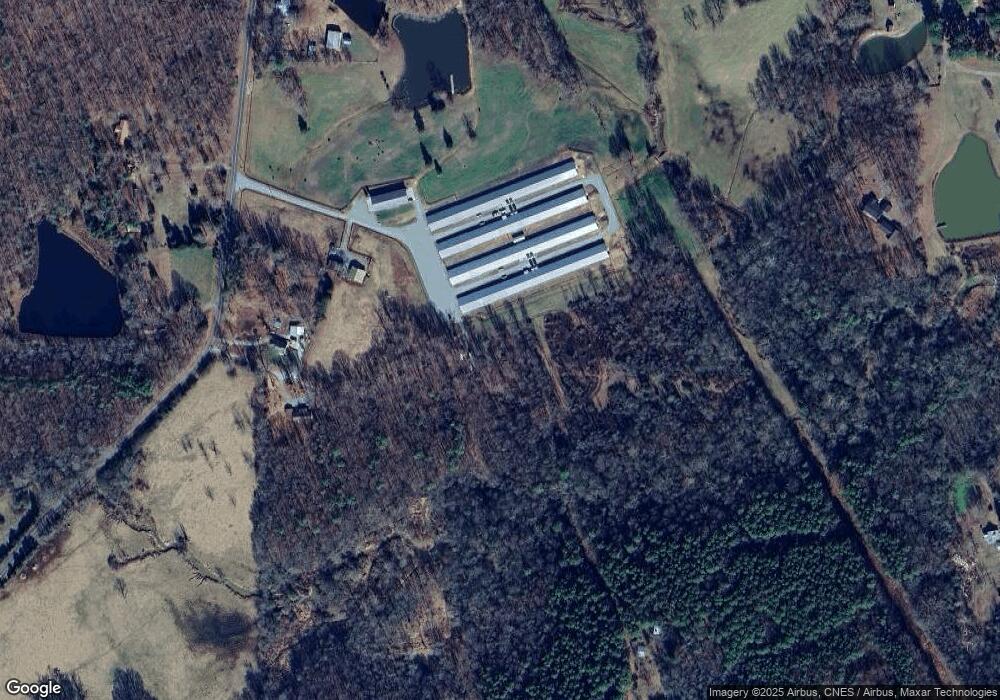 148 Ground Pine Ln unit J, Siler City, NC 27344 - photo 1