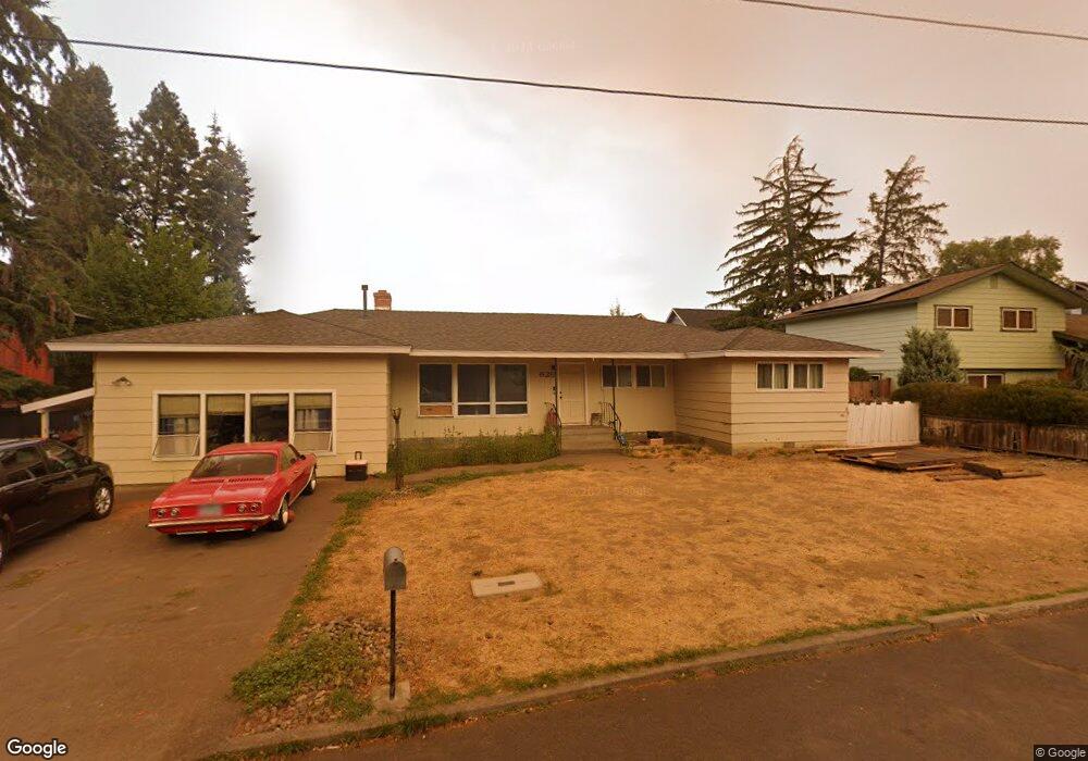 626 NE Innes Ln, Bend, OR 97701 - photo 1