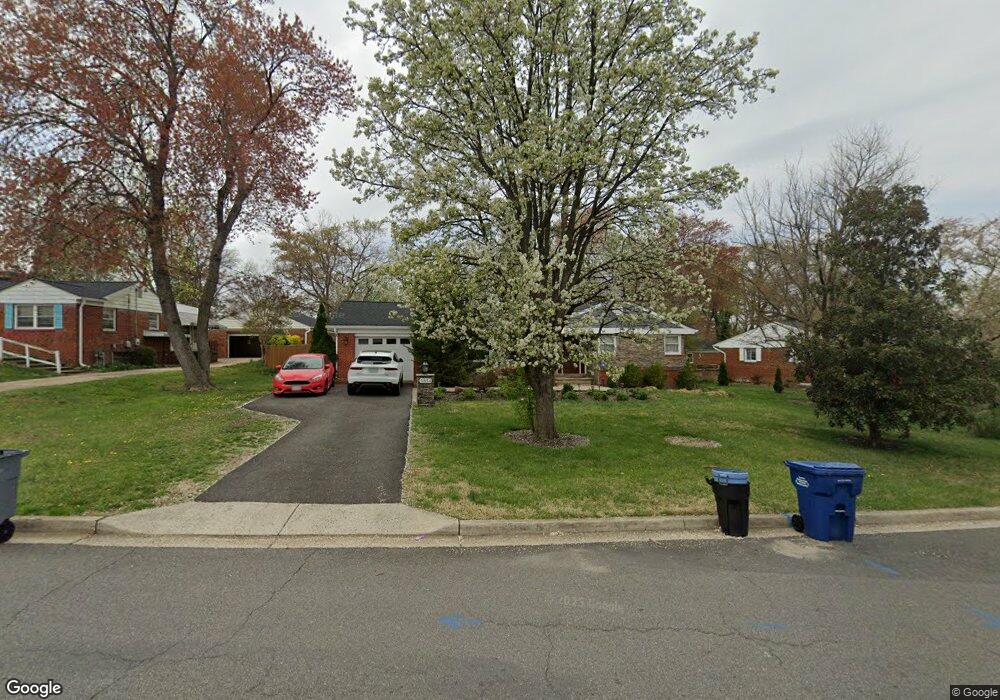 5854 Glen Forest Dr, Falls Church, VA 22041 - photo 1