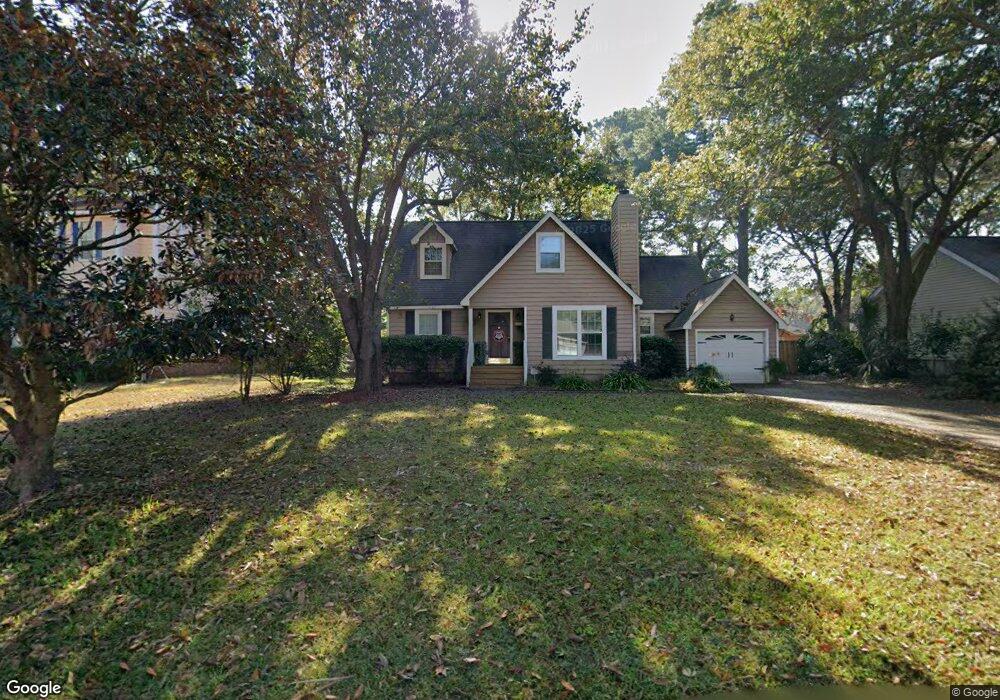 119 S Sheftall Cir, Savannah, GA 31410 - photo 1