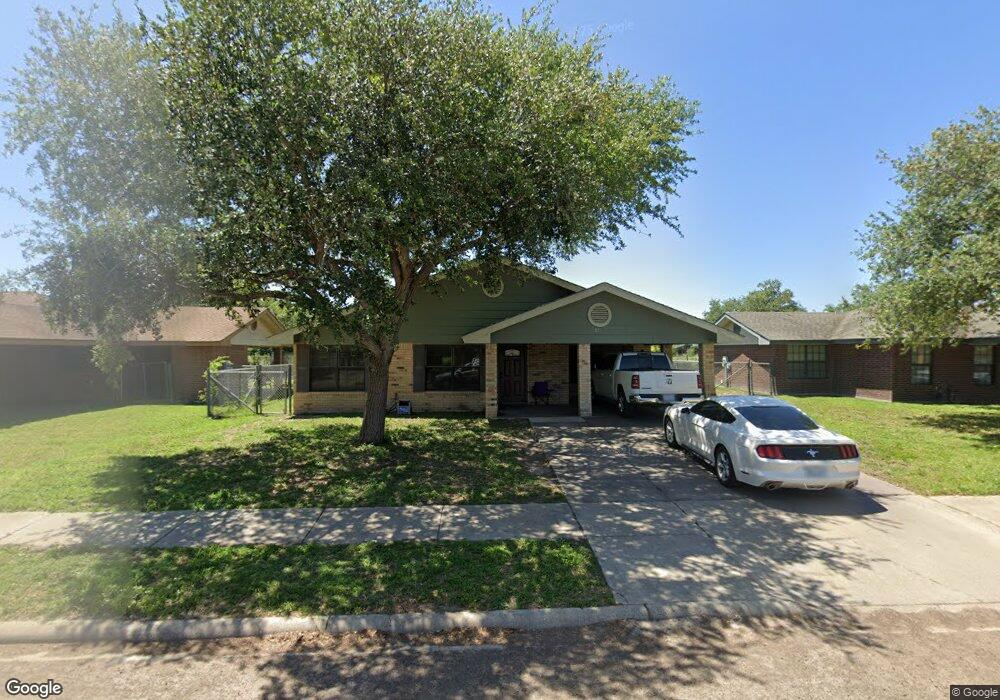 829 N 8th St, Alamo, TX 78516 - photo 1