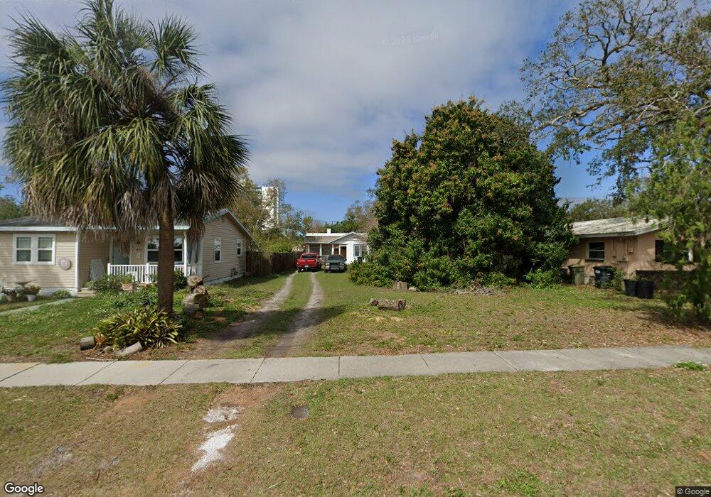 812 Pine St, Clearwater, FL 33756 - photo 1