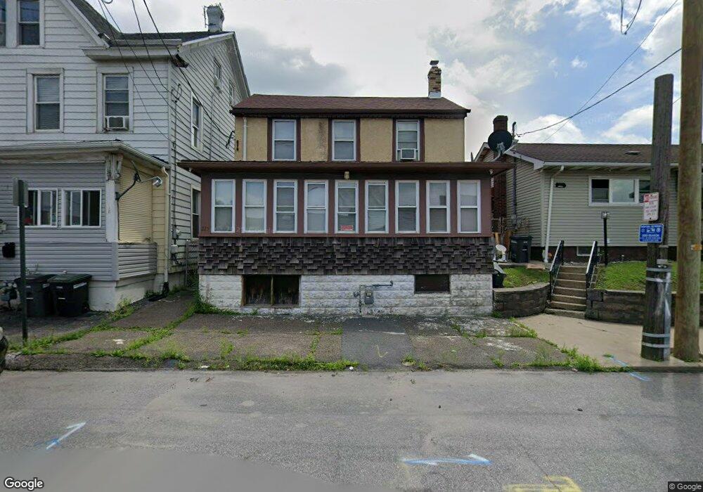 225 S Wyoming St, Hazleton, PA 18201 - photo 1