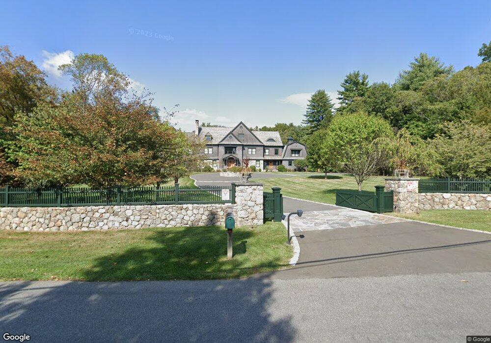 148 Weeburn Dr, New Canaan, CT 06840 - photo 1