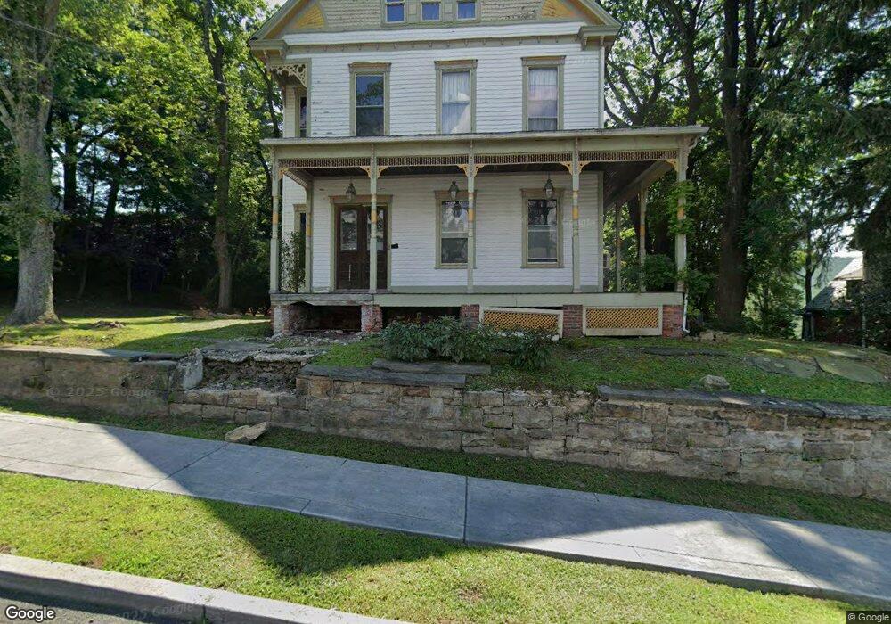 732 Center St, Jim Thorpe, PA 18229 - photo 1