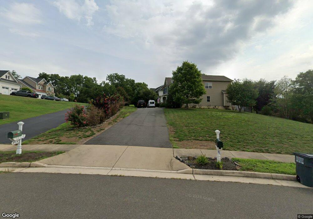 4914 Pebble Run Rd, Warrenton, VA 20187 - photo 1