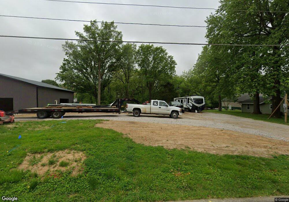 705 Kessler Rd, Freeburg, IL 62243 - photo 1