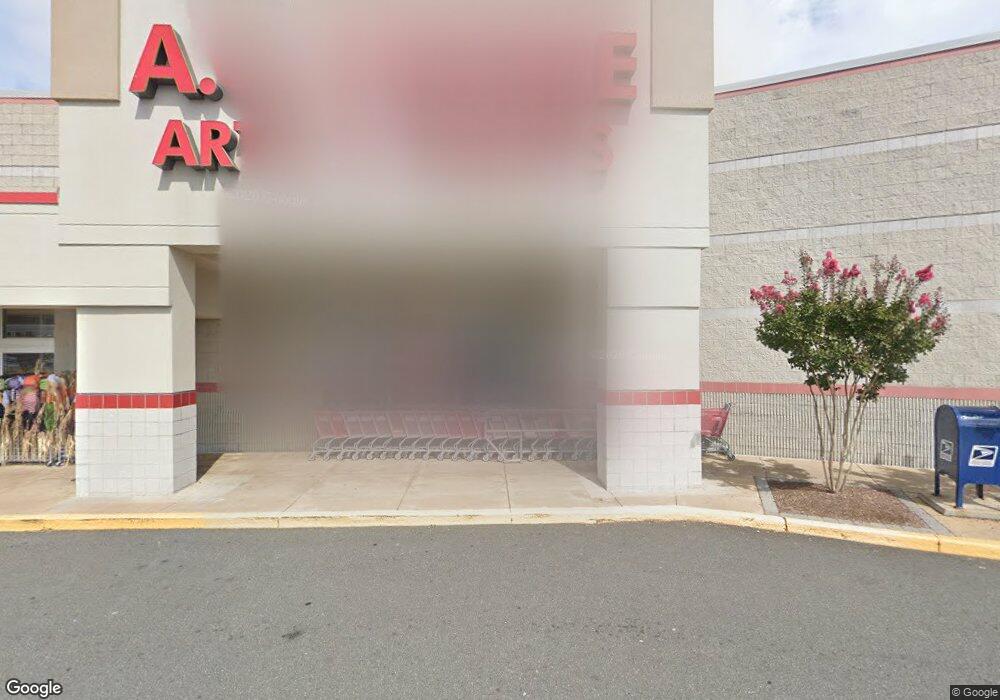 5800 Crossroads Center, Falls Church, VA 22041 - photo 1