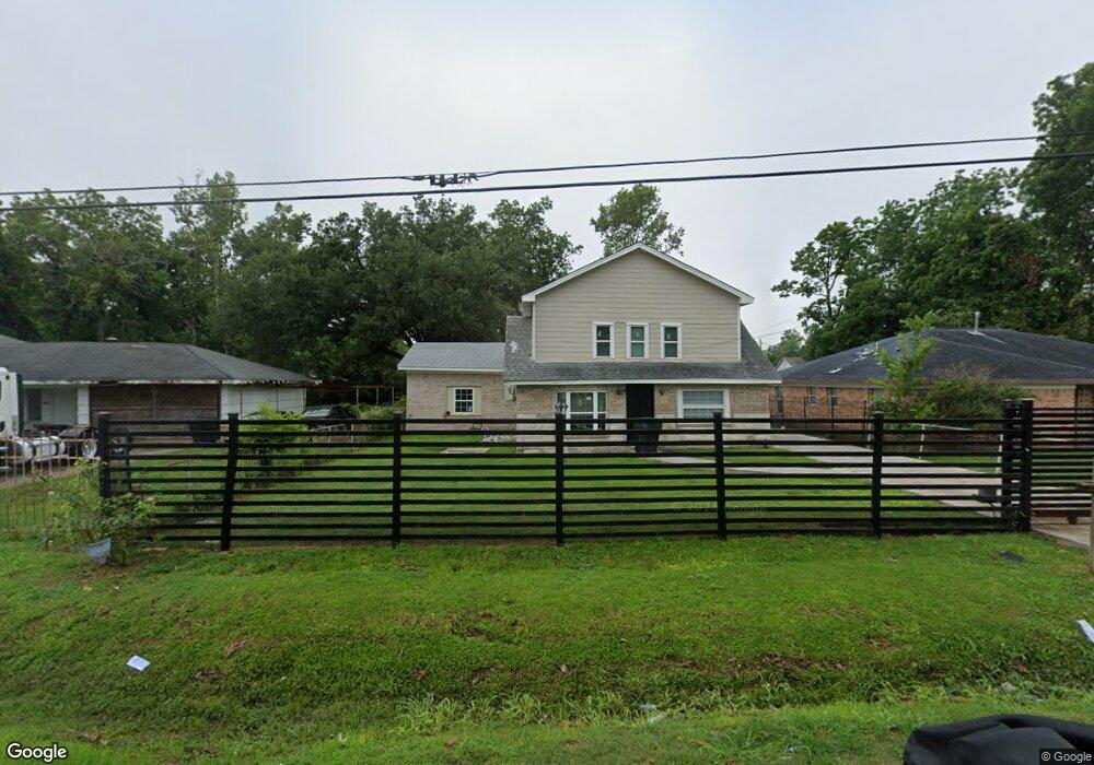 2606 Caplin St, Houston, TX 77026 - photo 1
