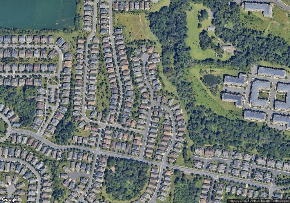 19 Hancock Place, Somerset, NJ 08873 - photo 1