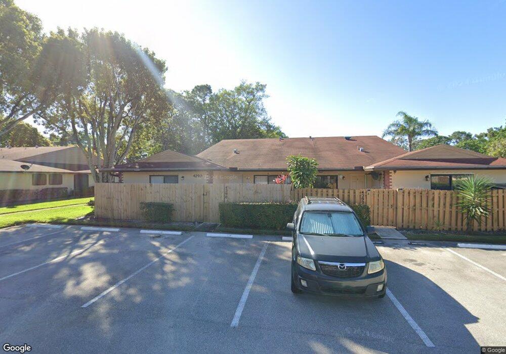 4290 Woodstock Dr unit B, West Palm Beach, FL 33409 - photo 1