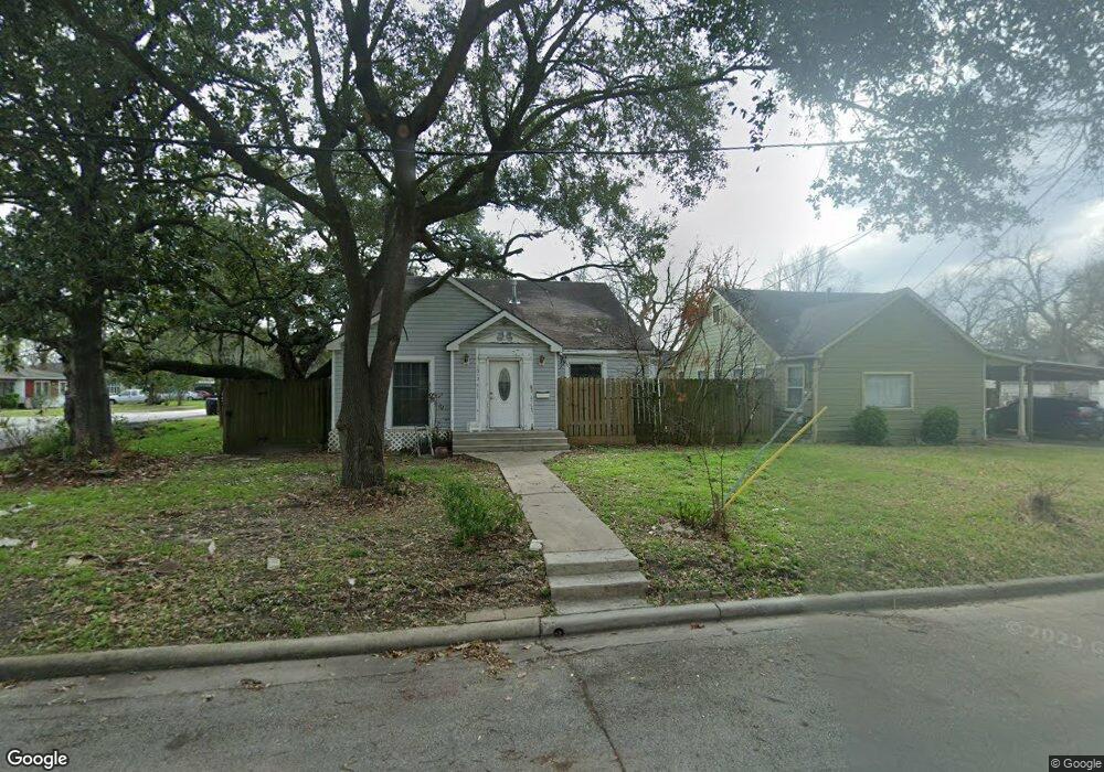 1012 English St, Houston, TX 77009 - photo 1