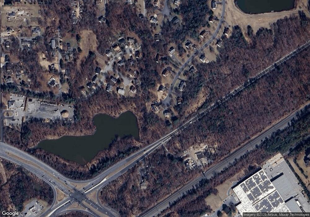 7400 Lake Glen Dr, Glenn Dale, MD 20769 - photo 1