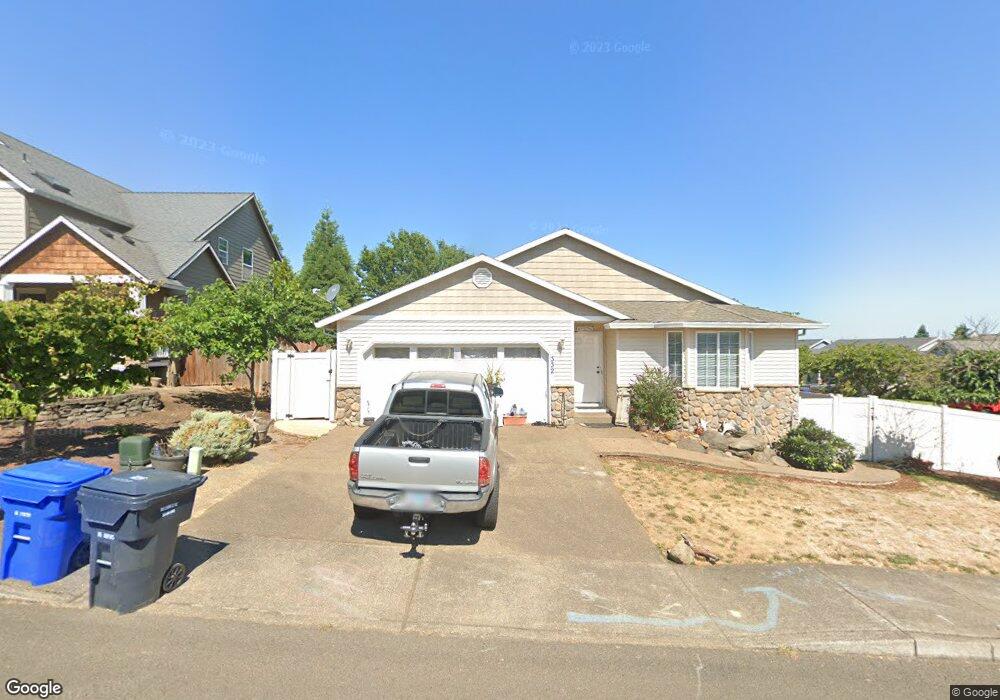 332 Chinook St, Molalla, OR 97038 - photo 1