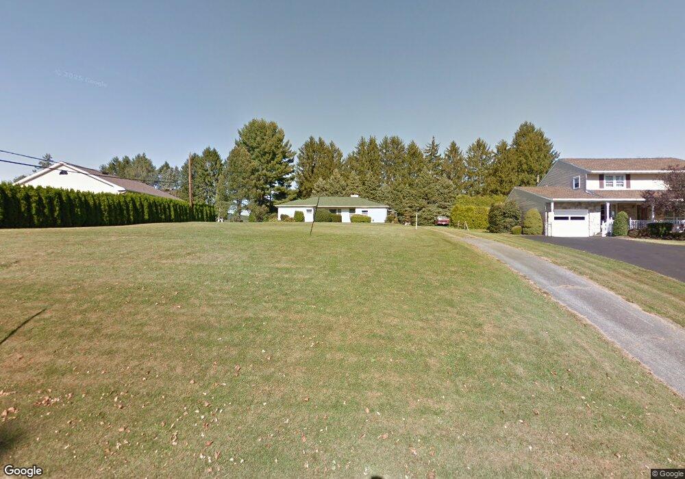 3915 Circle Ave, Reading, PA 19606 - photo 1