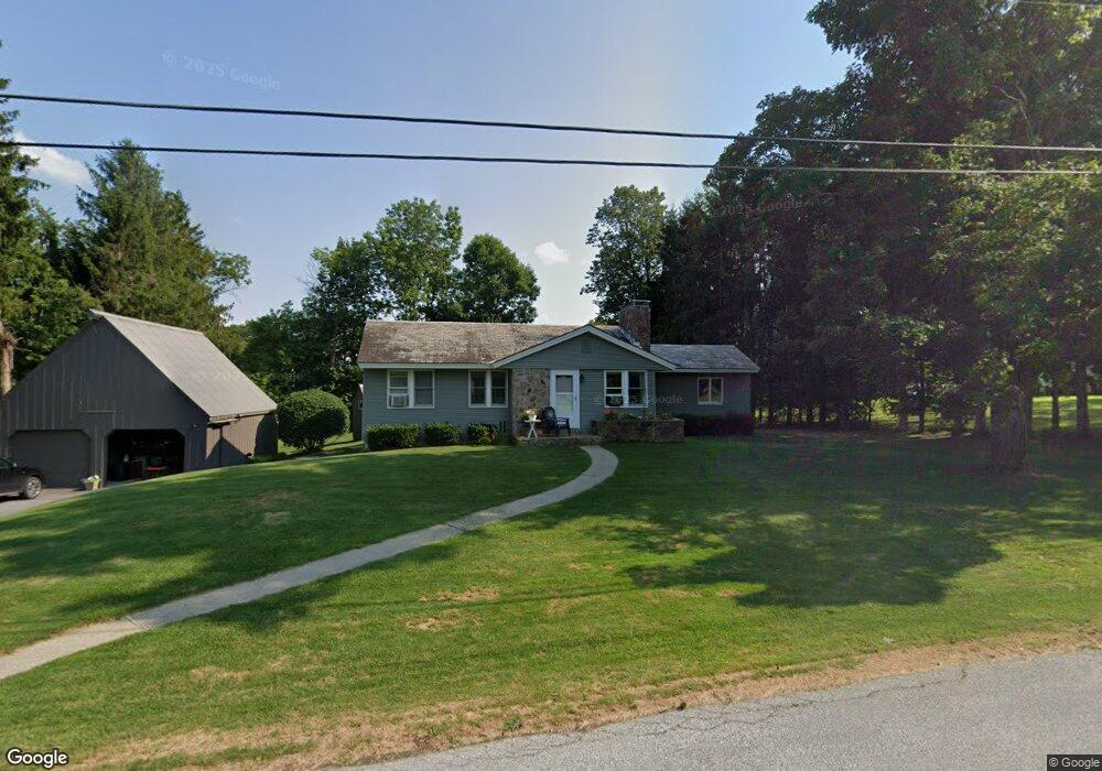 22 Hillcrest Rd, Rutland, VT 05701 - photo 1