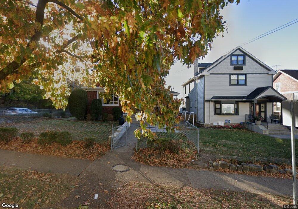 5930 Beacon St, Pittsburgh, PA 15217 - photo 1