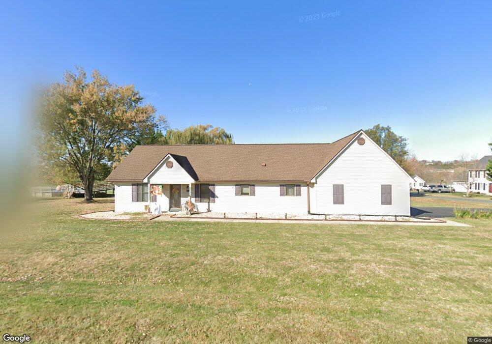 311 Westminister Dr, Fishersville, VA 22939 - photo 1