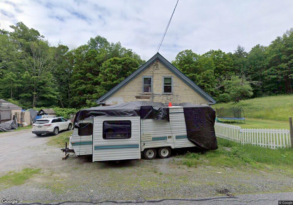 554 Elm St, Claremont, NH 03743 - photo 1