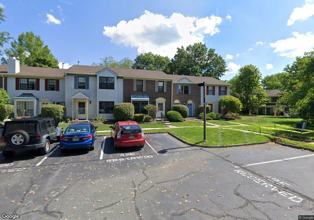 4 Harris Ct, Lawrence Township, NJ 08648 - photo 1