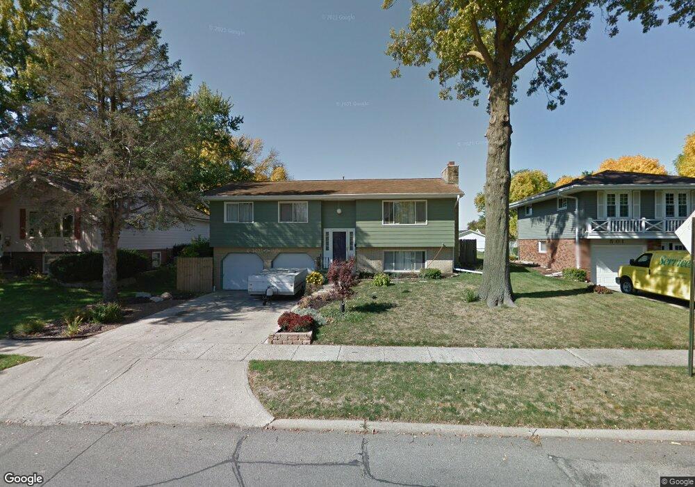 413 E 17th St N, Newton, IA 50208 - photo 1