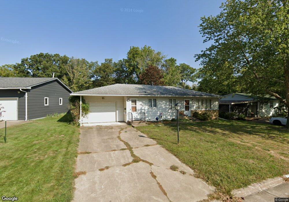 1141 Oakview Dr, Columbus Junction, IA 52738 - photo 1