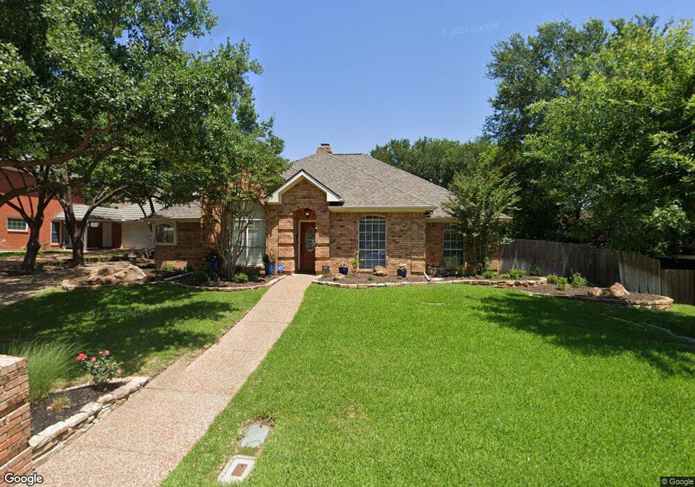 716 Paul Dr, Hurst, TX 76054 - photo 1